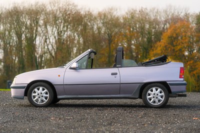 Lot 101 - 1990 Astra GTE Cabriolet
