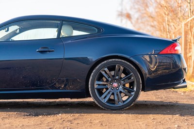 Lot 102 - 2009 Jaguar XKR Coupe