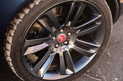Lot 102 - 2009 Jaguar XKR Coupe