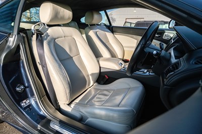 Lot 102 - 2009 Jaguar XKR Coupe