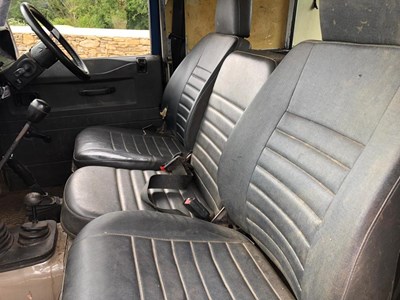 Lot 96 - 1989 Land Rover Defender 90
