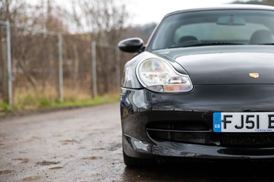 Lot 58 - 2001 Porsche 911 Carrera 4