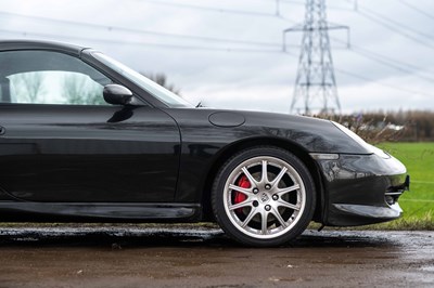 Lot 58 - 2001 Porsche 911 Carrera 4