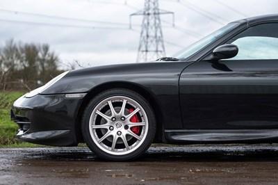 Lot 58 - 2001 Porsche 911 Carrera 4