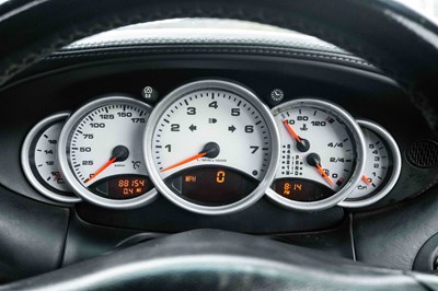 Lot 58 - 2001 Porsche 911 Carrera 4