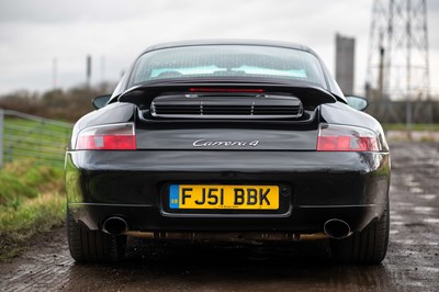 Lot 58 - 2001 Porsche 911 Carrera 4
