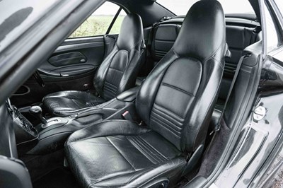 Lot 58 - 2001 Porsche 911 Carrera 4