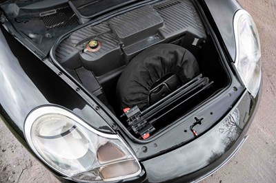 Lot 58 - 2001 Porsche 911 Carrera 4