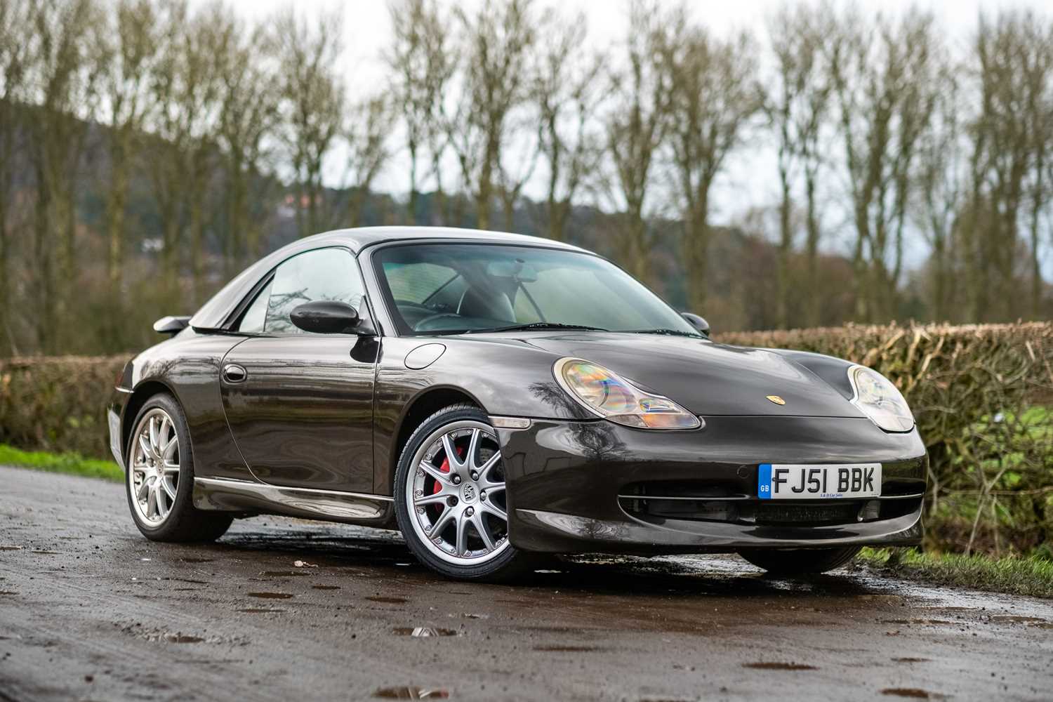 Lot 58 - 2001 Porsche 911 Carrera 4