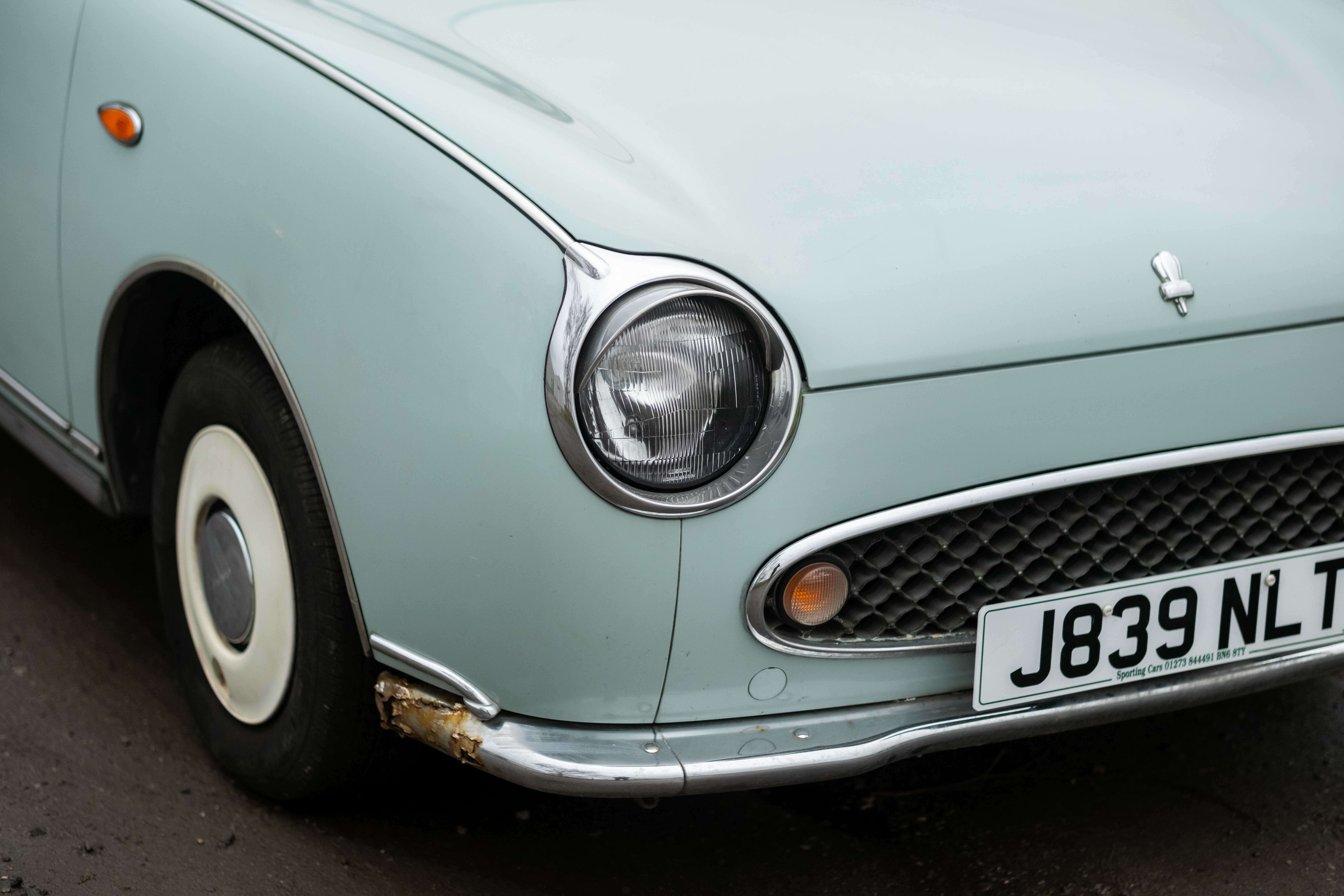 Lot 11 - 2004 Nissan Figaro