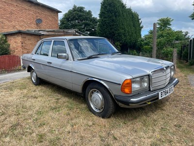 Lot 78 - 1984 Mercedes-Benz 200