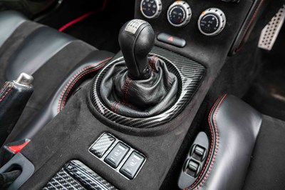 Lot 32 - 2009 Nissan 350Z