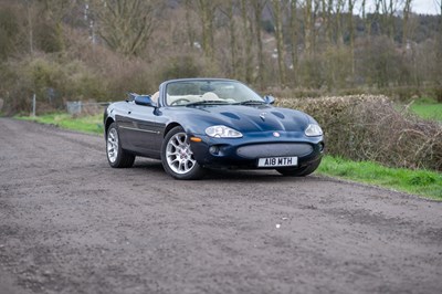 Lot 13 - 1999 Jaguar XKR Convertible