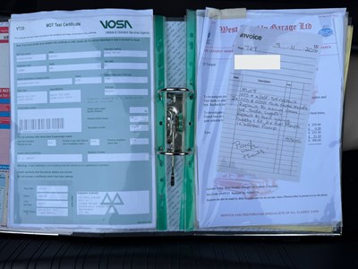 Lot 13 - 1999 Jaguar XKR Convertible