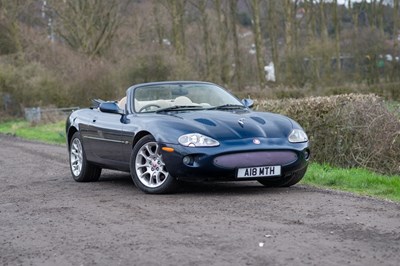 Lot 13 - 1999 Jaguar XKR Convertible