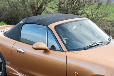 Lot 8 - 1998 Mazda MX-5 Roadster