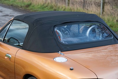 Lot 8 - 1998 Mazda MX-5 Roadster