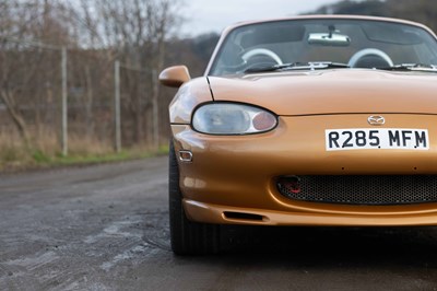 Lot 8 - 1998 Mazda MX-5 Roadster