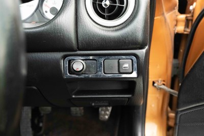 Lot 8 - 1998 Mazda MX-5 Roadster