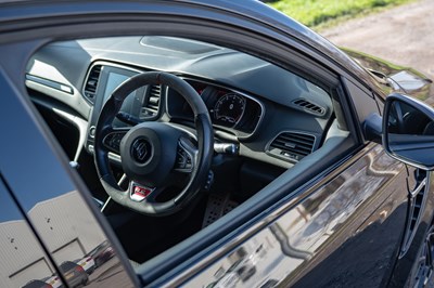 Lot 42 - 2018 Renault Megane RS