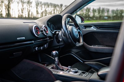 Lot 47 - 2016 Audi RS3 Sportback