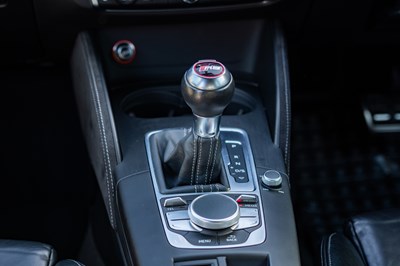 Lot 50 - 2015 Audi RS3 Sportback