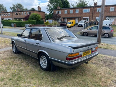 Lot 80 - 1987 BMW 520i
