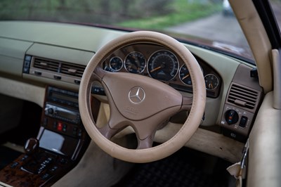Lot 71 - 1999 Mercedes-Benz SL 320