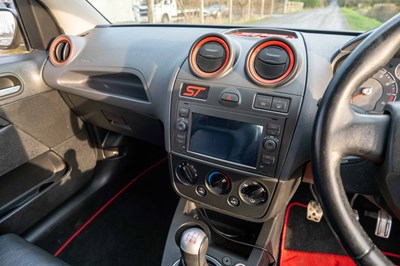 Lot 18 - 2005 Ford Fiesta ST
