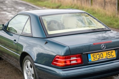 Lot 35 - 1998 Mercedes-Benz SL280