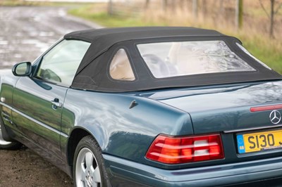 Lot 35 - 1998 Mercedes-Benz SL280