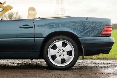 Lot 35 - 1998 Mercedes-Benz SL280