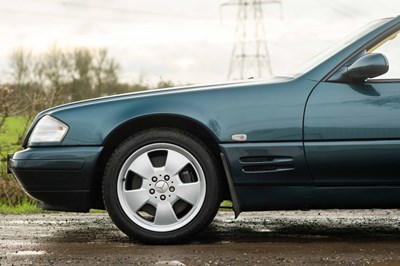 Lot 35 - 1998 Mercedes-Benz SL280