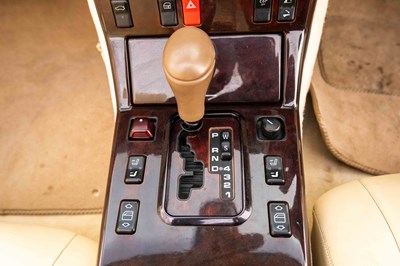 Lot 35 - 1998 Mercedes-Benz SL280