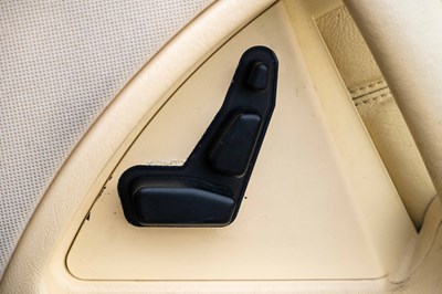 Lot 35 - 1998 Mercedes-Benz SL280