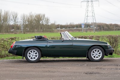 Lot 33 - 1977 MG B Roadster