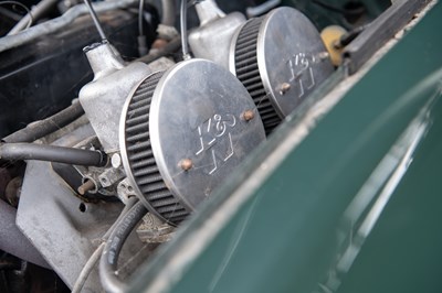 Lot 33 - 1977 MG B Roadster