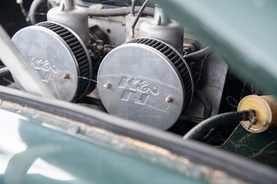 Lot 33 - 1977 MG B Roadster