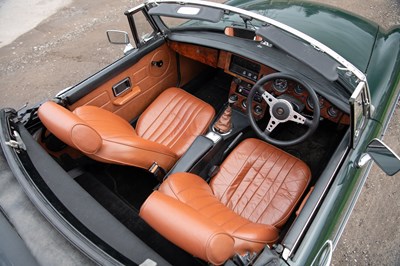 Lot 33 - 1977 MG B Roadster