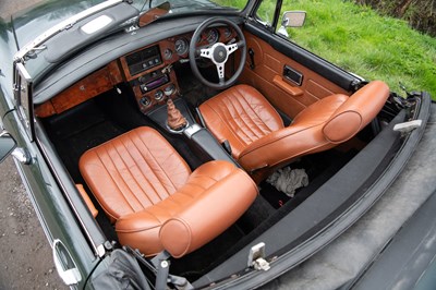 Lot 33 - 1977 MG B Roadster