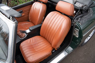 Lot 33 - 1977 MG B Roadster
