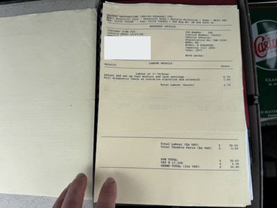 Lot 33 - 1977 MG B Roadster