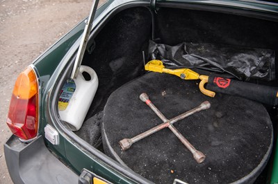 Lot 33 - 1977 MG B Roadster