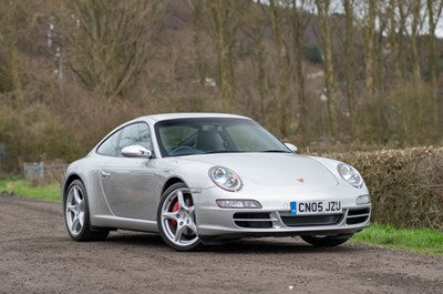 Lot 59 - 2005 Porsche 911 Carrera 2S