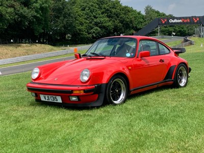 Lot 96 - 1985 Porsche 911 Carrera 3.2 Super Sport