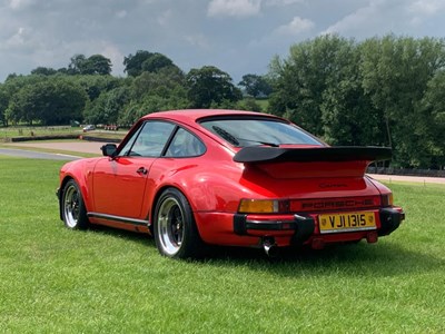 Lot 96 - 1985 Porsche 911 Carrera 3.2 Super Sport