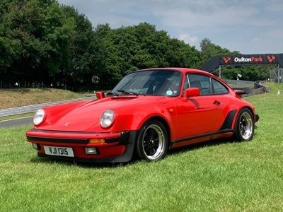 Lot 96 - 1985 Porsche 911 Carrera 3.2 Super Sport