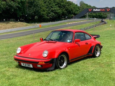 Lot 96 - 1985 Porsche 911 Carrera 3.2 Super Sport