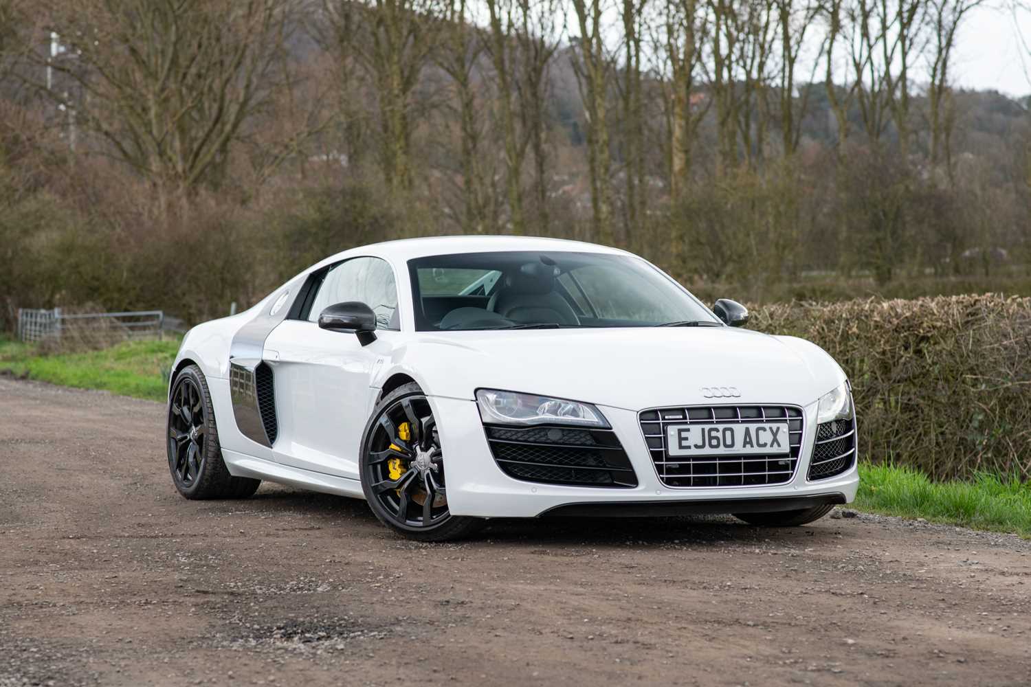Lot 51 - 2010 Audi R8 V10 Plus S Tronic