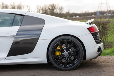 Lot 51 - 2010 Audi R8 V10 Plus S Tronic